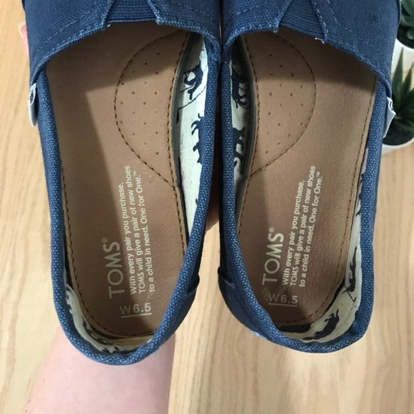 Navy Toms Shoes sizez 6.5 - Picture 5 of 6